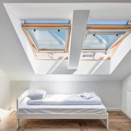 Διαμέρισμα Chic - Barbary 12 *